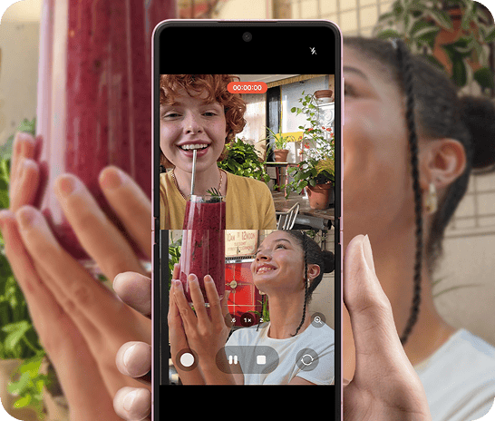 An image of the Galaxy Z Flip8's camera in use