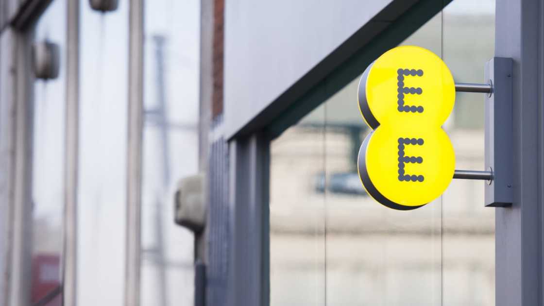 EE logo outside a retail store